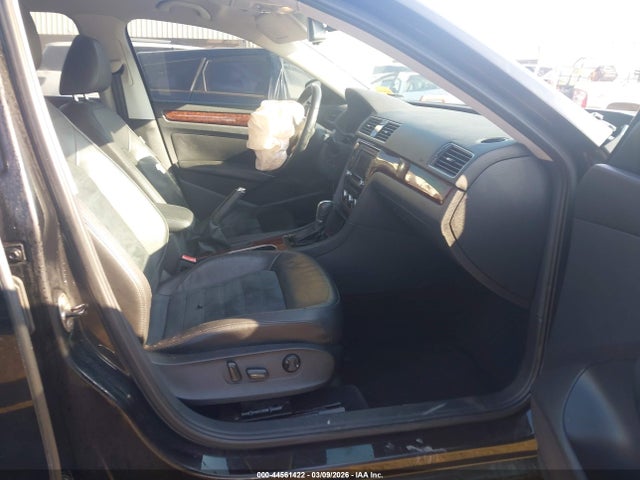 44561422 :رقم المزاد ، 1VWCN7A35DC083250 vin ، 2013 Volkswagen Passat 2.0l Tdi Sel Premium مزاد بيع