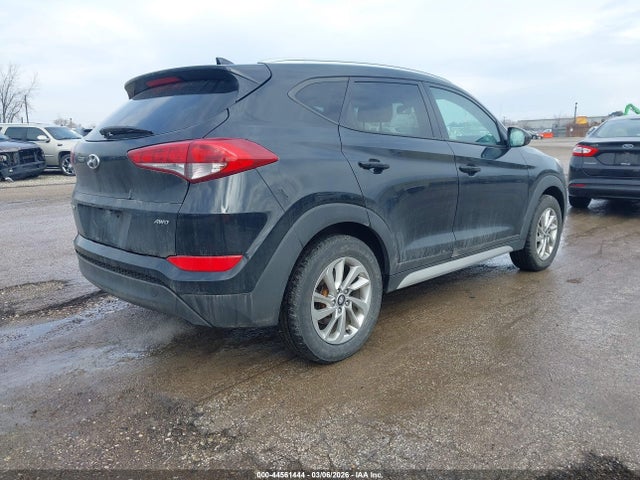 KM8J3CA46JU696898 Hyundai TUCSON SEL