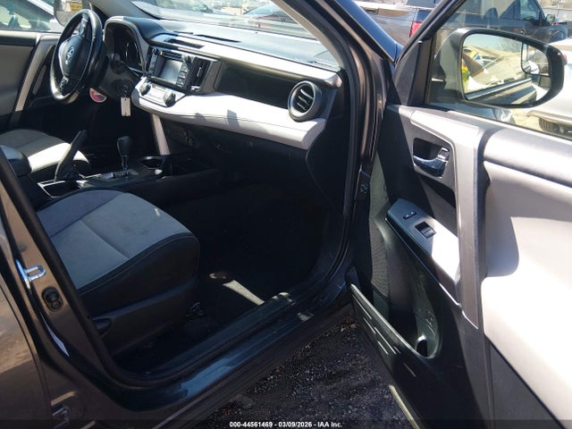 44561469 :رقم المزاد ، JTMRFREV6GJ055684 vin ، 2016 Toyota Rav4 Xle مزاد بيع