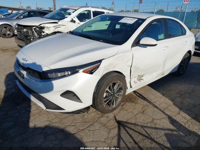 3KPF24AD6PE692036 KIA Forte Lxs