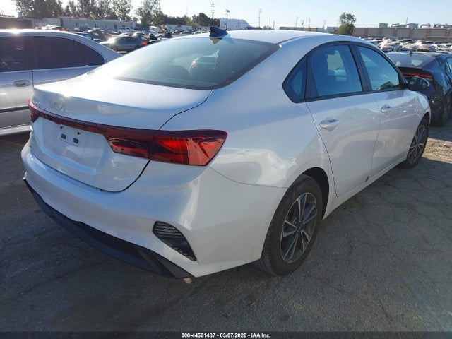 3KPF24AD6PE692036 KIA Forte Lxs