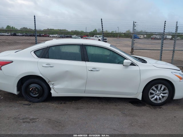 1N4AL3AP3FN389064 Nissan Altima 2.5 S