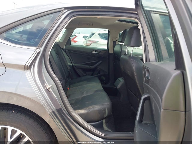 44561530 :رقم المزاد ، 3VWE57BU4KM106173 vin ، 2019 Volkswagen Jetta 1.4t Sel مزاد بيع
