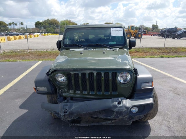 44561560 :رقم المزاد ، 1C4HJXDGXNW240970 vin ، 2022 Jeep Wrangler Unlimited Sport S 4x4 مزاد بيع