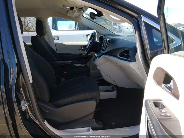 Продажа на аукционе авто 2023 Chrysler Voyager Lx, vin: 2C4RC1CG2PR511500, номер лота: 44561562