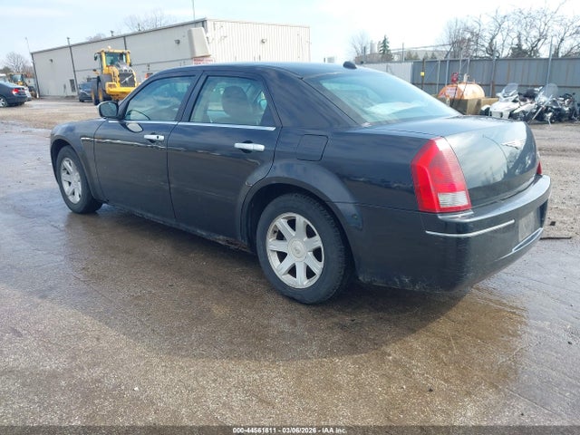 2005 Chrysler 300 Touring მანქანა იყიდება აუქციონზე, vin: 2C3AA53G05H588481, აუქციონის ნომერი: 44561611