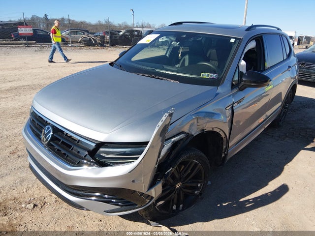 Aukcja sprzedaży 2022 Volkswagen Tiguan 2.0t Se R-line Black, vin: 3VV8B7AX2NM060255, numer aukcji: 44561624