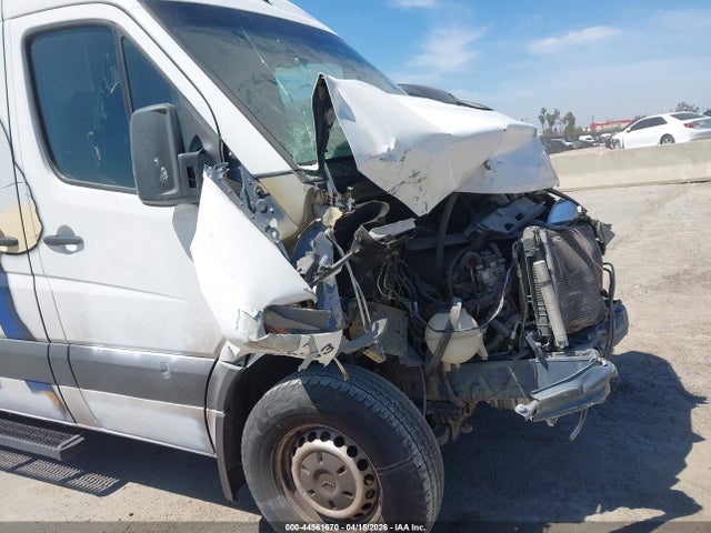 2018 Mercedes-benz Sprinter 2500 Standard Roof V6 მანქანა იყიდება აუქციონზე, vin: WD3PE7CD4JP636415, აუქციონის ნომერი: 44561670