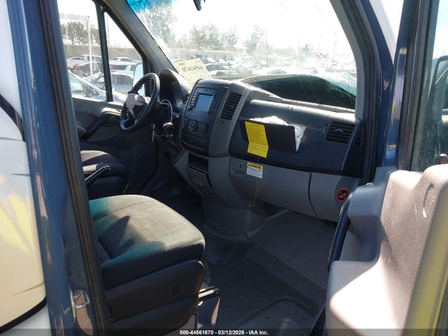 2018 MERCEDES-BENZ SPRINTER 2500 WD3PE7CD4JP636415 Photo 4