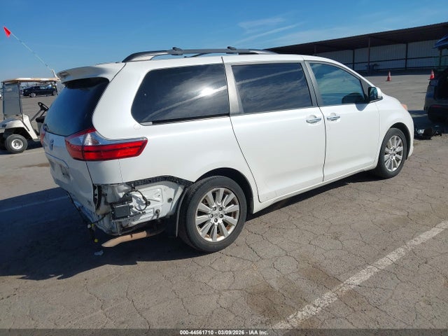 5TDDK3DC3FS095872 Toyota Sienna Xle Premium 7 Passenger