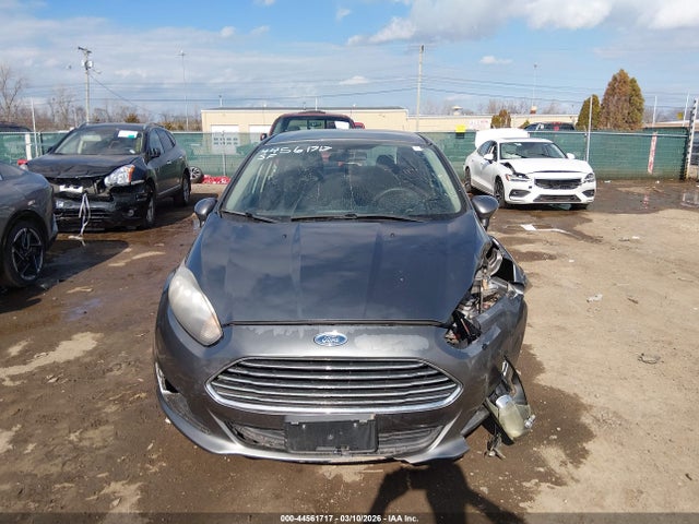 2014 Ford Fiesta Se მანქანა იყიდება აუქციონზე, vin: 3FADP4BJ4EM233965, აუქციონის ნომერი: 44561717