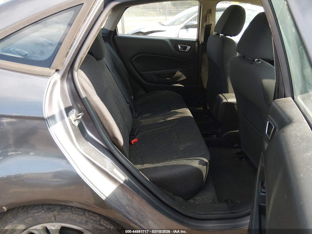 2014 Ford Fiesta Se მანქანა იყიდება აუქციონზე, vin: 3FADP4BJ4EM233965, აუქციონის ნომერი: 44561717
