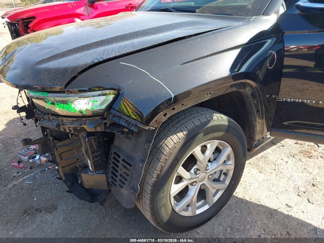 2023 JEEP GRAND CHEROKEE 1C4RJGBG5PC513163 Photo 5