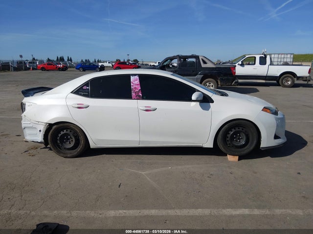 Toyota COROLLA LE 2017 5YFBURHE2HP651441 Image 14