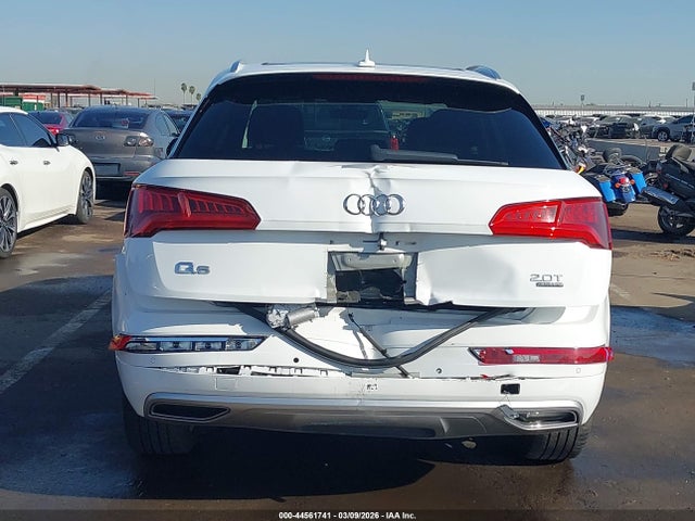 WA1CNAFY4J2192136 Audi Q5 2.0t Premium/2.0t Tech Premium
