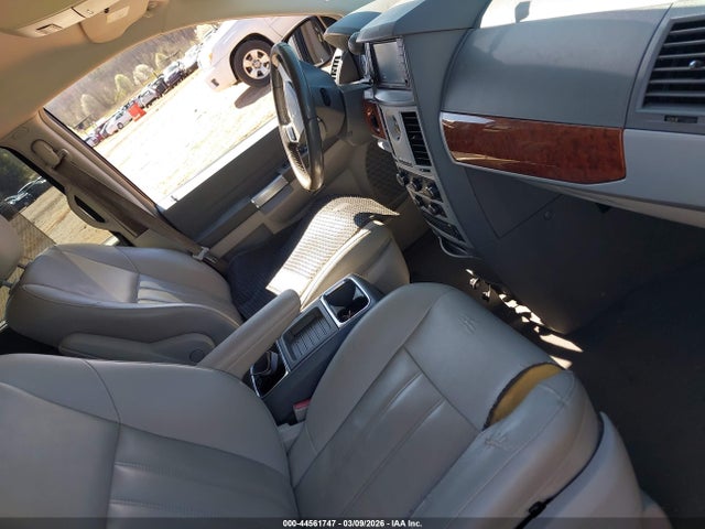 44561747 :رقم المزاد ، 2A8HR54P08R699444 vin ، 2008 Chrysler Town & Country Touring مزاد بيع