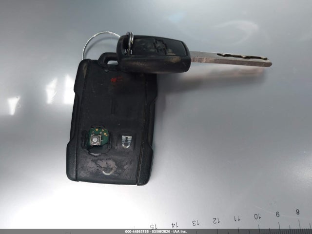 1GCVKREC9EZ110636 Chevrolet Silverado 1500 1lt/2lt