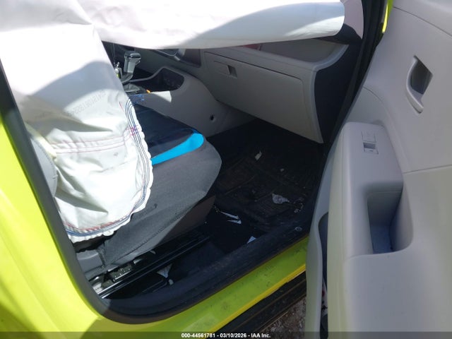 44561781 :رقم المزاد ، KM8HBCAB5RU058167 vin ، 2024 Hyundai Kona Sel مزاد بيع