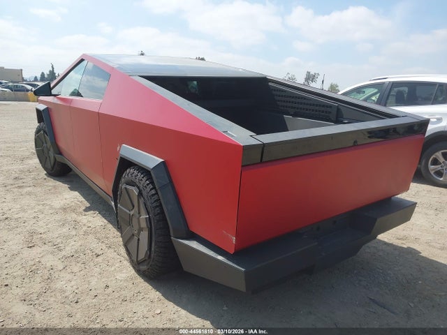 2024 TESLA CYBERTRUCK 7G2CEHED7RA005181 Photo 2