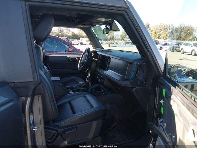 Ford Bronco Black Diamond 2024 1FMEE1BP0RLA76882 Image 5