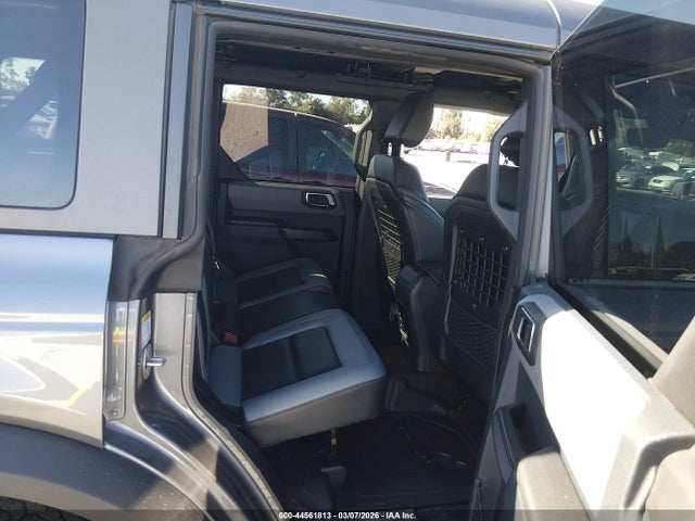 Ford Bronco Black Diamond 2024 1FMEE1BP0RLA76882 Image 8