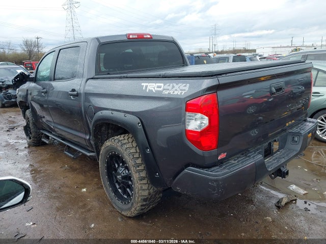 2019 TOYOTA TUNDRA 5TFDY5F19KX817341 Photo 2