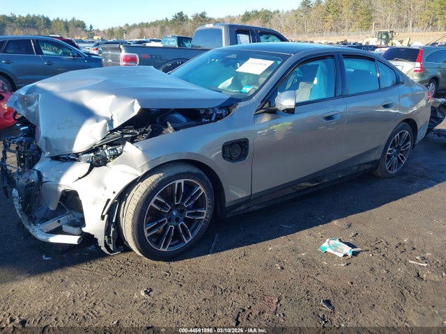 Продаж на аукціоні авто 2025 Bmw 550e Xdrive, vin: WBA13FK09SCU34654, номер лоту: 44561898