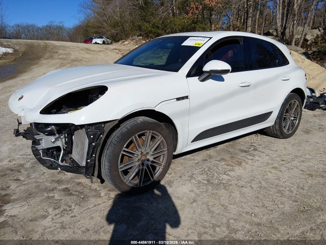 2015 PORSCHE MACAN WP1AB2A53FLB72534 Photo 1