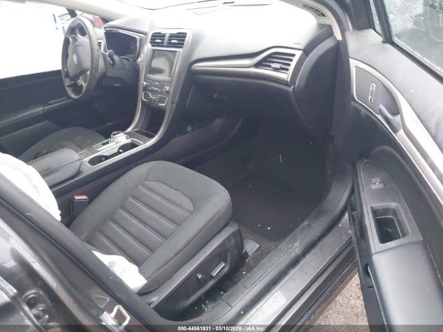 2019 FORD FUSION HYBRID 3FA6P0LU2KR195953 Photo 4