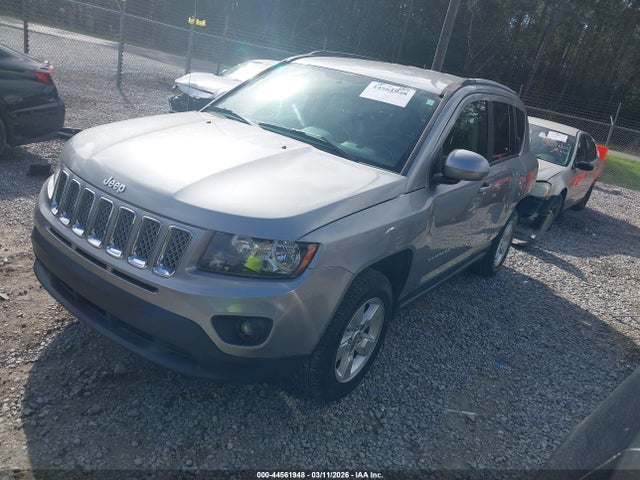 1C4NJCEAXGD783367 Jeep Compass Latitude