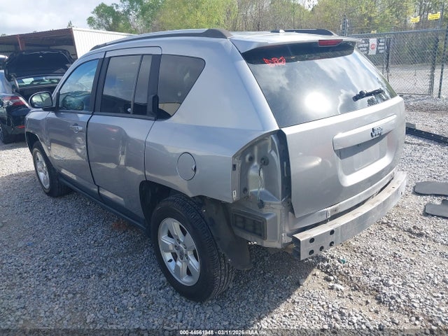 1C4NJCEAXGD783367 Jeep Compass Latitude