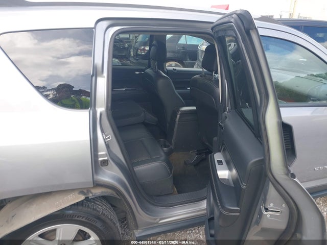1C4NJCEAXGD783367 Jeep Compass Latitude