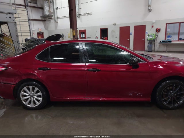 4T1B11HK5KU692328 Toyota CAMRY LE