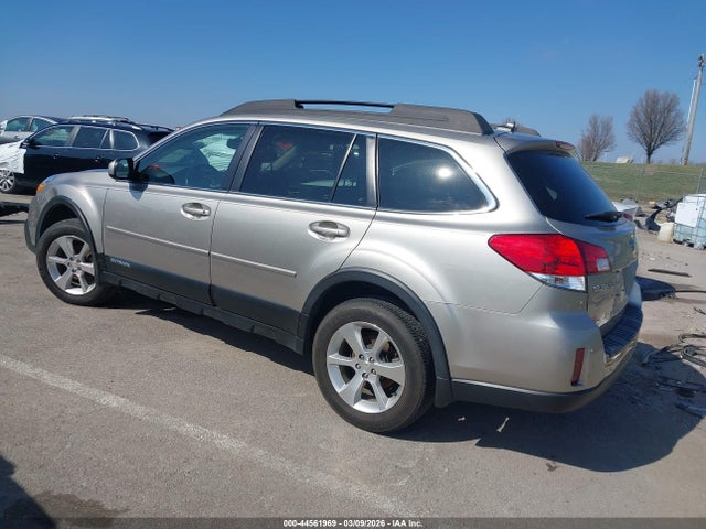 44561969 :رقم المزاد ، 4S4BRCLC0E3264777 vin ، 2014 Subaru Outback 2.5i Limited مزاد بيع