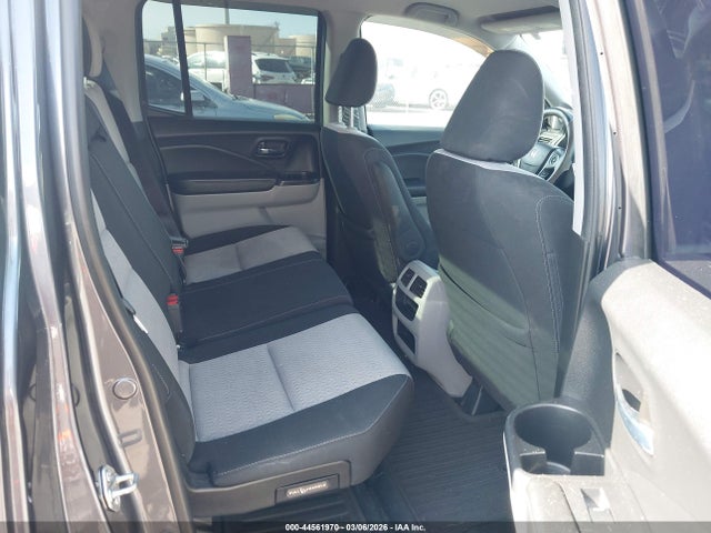 Honda Ridgeline Rts 2017 5FPYK2F41HB002718 Image 8
