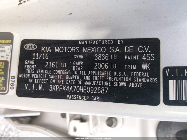 KIA FORTE LX 2017 3KPFK4A70HE092687 Image 9