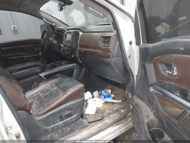 2016 NISSAN TITAN XD 1N6BA1F45GN517732 Photo 4