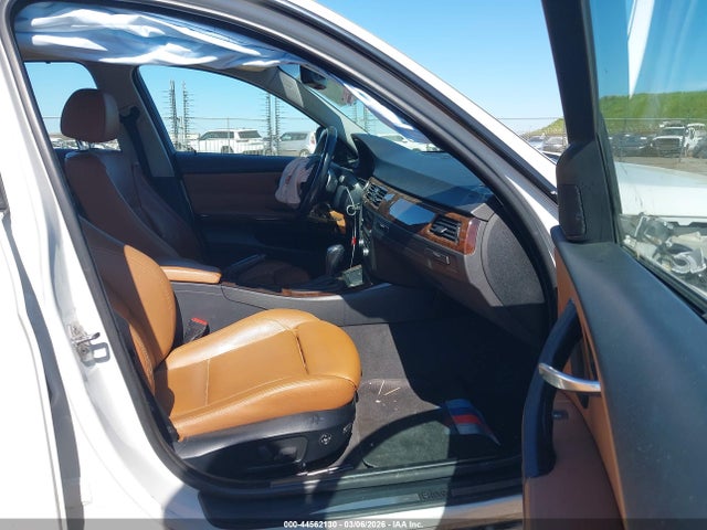 2010 BMW 335I WBAPM7G59ANL89672 Photo 4