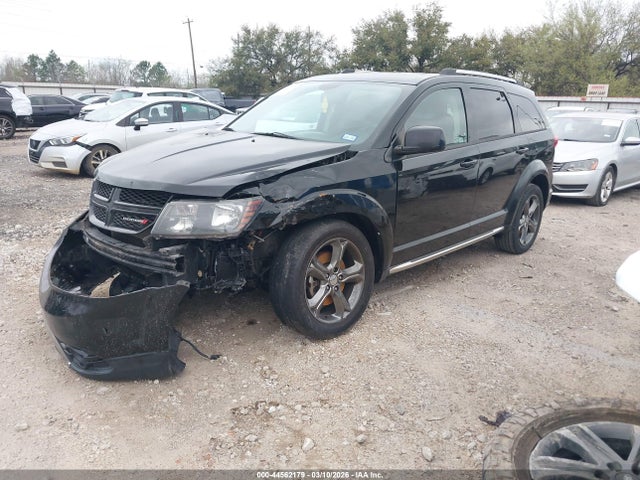 3C4PDCGGXFT614833 Dodge Journey Crossroad