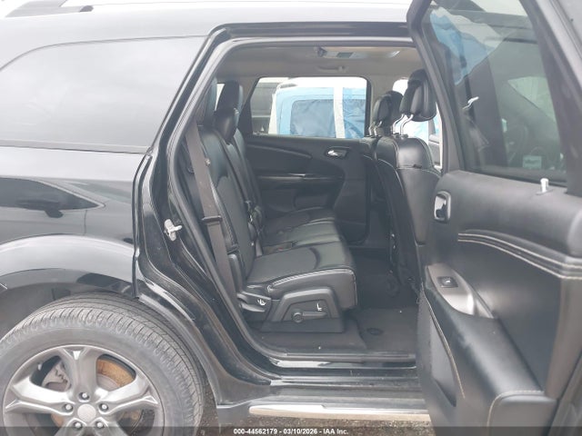 3C4PDCGGXFT614833 Dodge Journey Crossroad