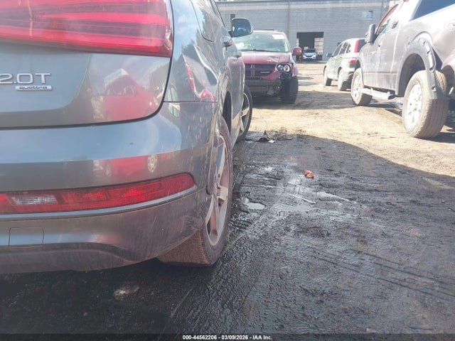 Продажа на аукционе авто 2015 Audi Q3 2.0t Premium Plus, vin: WA1EFCFSXFR012606, номер лота: 44562206