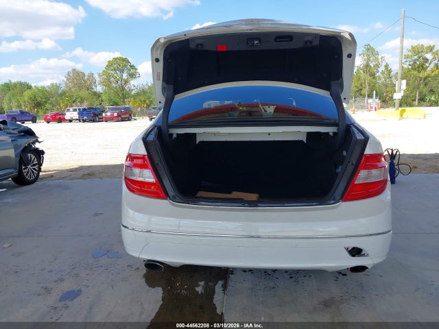 44562208 :رقم المزاد ، WDDGF54X68R014029 vin ، 2008 Mercedes-benz C 300 Luxury/sport مزاد بيع