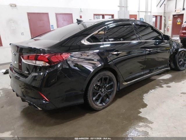 Hyundai Sonata Limited 2.0t 2019 5NPE34AB9KH744643 Image 4