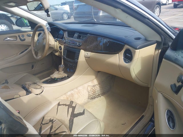 2007 MERCEDES-BENZ CLS 550 WDDDJ72X07A107612 Photo 4