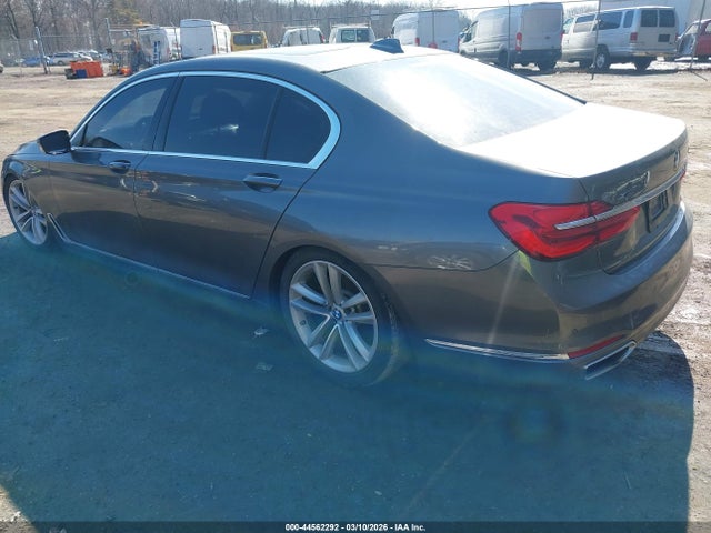 2016 BMW 750I WBA7F2C53GG417501 Photo 2