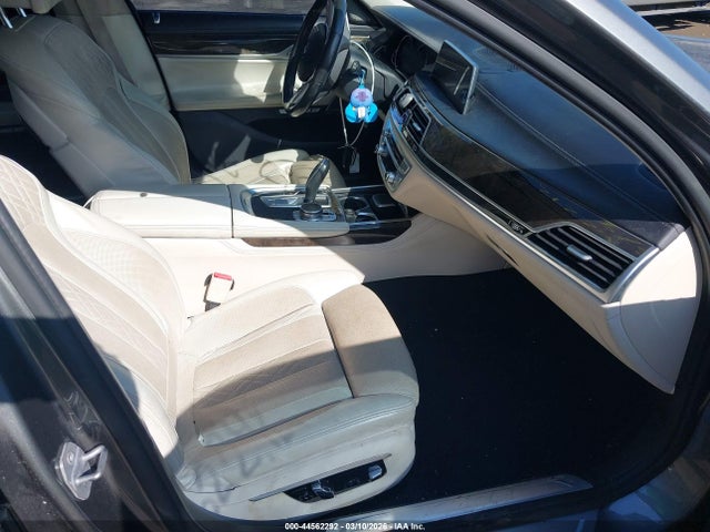 2016 BMW 750I WBA7F2C53GG417501 Photo 4
