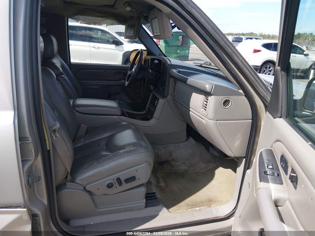 Продажа на аукционе авто 2005 Cadillac Escalade Standard, vin: 1GYEK63N85R145438, номер лота: 44562294
