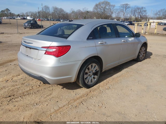 Продажа на аукционе авто 2012 Chrysler 200 Lx, vin: 1C3CCBAB5CN318997, номер лота: 44562306