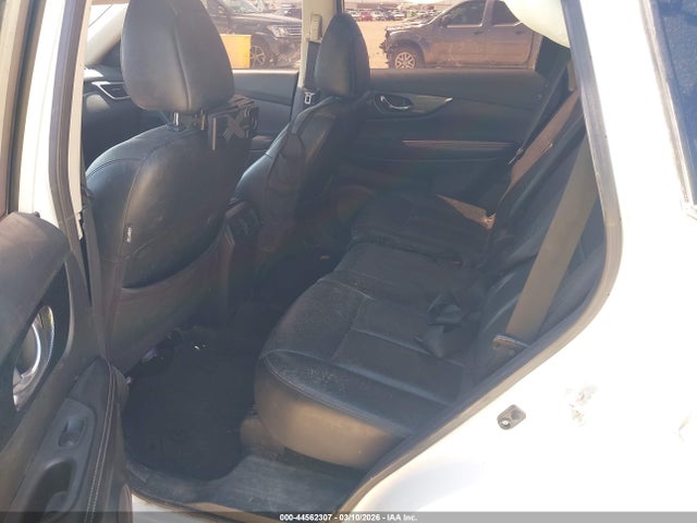 2015 Nissan Rogue Sl მანქანა იყიდება აუქციონზე, vin: 5N1AT2MTXFC757549, აუქციონის ნომერი: 44562307