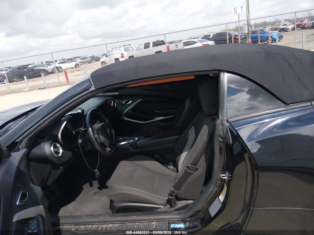 1G1FB3DXXK0139500 Chevrolet Camaro 1lt